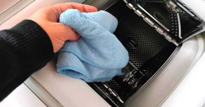 микрофибърна кърпа в прането
